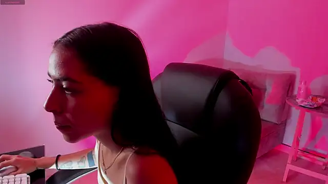 ValkaGrecco online show from 01.13.26