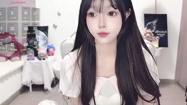 -EEBABY online show from 10.19.25