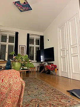 SexyLeon8 online show from 11.17.25