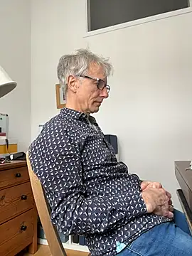 SexyLeon8 online show from 02.13.26