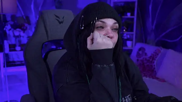 MaryHarrys online show from 01.07.26