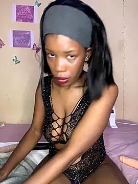 Snapshot of Caramel_Mellow chatting on 09.19.25 Caramel Mellow online show from 09.19.25