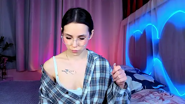 -CindyLou online show from 02.04.26