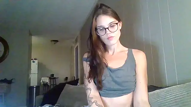 Miss honey94 online show from 10.20.25