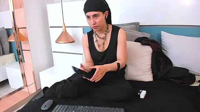 Ashkoreh online show from 03.07.26