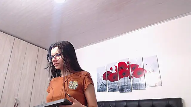 pinky f00x online show from 11.08.25