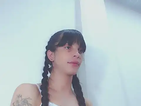 Snapshot of melody_unlimited_ chatting on 09.17.25 melody unlimited online show from 09.17.25