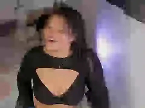 chloe kisses online show from 03.26.26