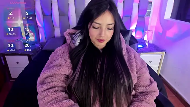 Adaara Rey online show from 10.22.25