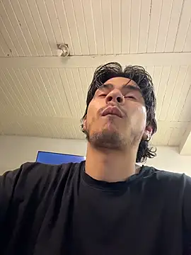 Elian savoy online show from 10.26.25