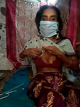 Snapshot of Babhi_Love chatting on 09.24.25 Babhi Love online show from 09.24.25