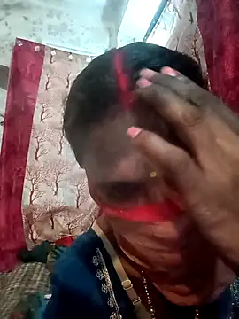 Snapshot of Babhi_Love chatting on 09.25.25 Babhi Love online show from 09.25.25