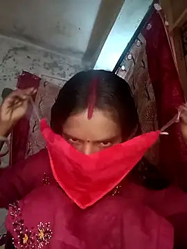 Snapshot of Babhi_Love chatting on 10.08.25 Babhi Love online show from 10.08.25