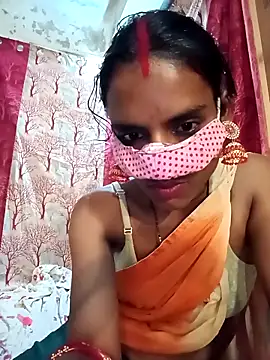 Snapshot of Babhi_Love chatting on 10.21.25 Babhi Love online show from 10.21.25