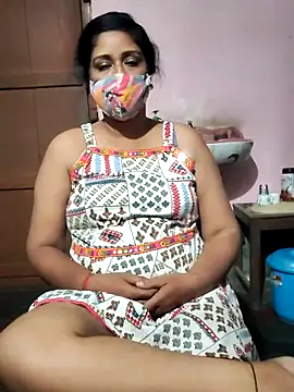 Snapshot of Rupali201 chatting on 09.11.25 Rupali201 online show from 09.11.25