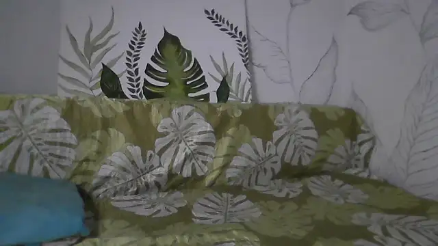 Catty Lady online show from 12.04.25