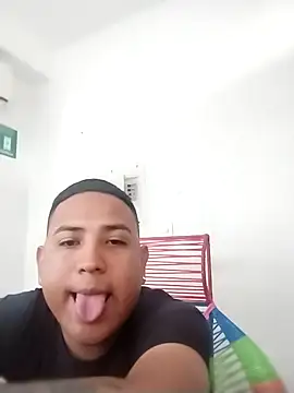 Snapshot of SOY0119DIEGO chatting on 09.20.25 SOY0119DIEGO online show from 09.20.25