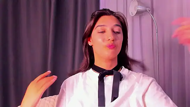 Elfy Rare  online show from 10.11.25