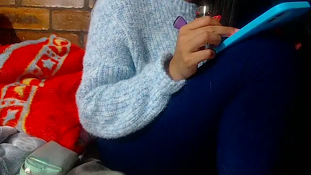 Snapshot of sabrina_v_ chatting on 09.24.25 sabrina v  online show from 09.24.25