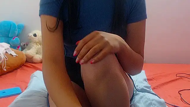 Snapshot of sabrina_v_ chatting on 09.26.25 sabrina v  online show from 09.26.25