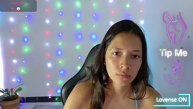 Snapshot of Sarasavage chatting on 01.06.26 Sarasavage online show from 01.06.26