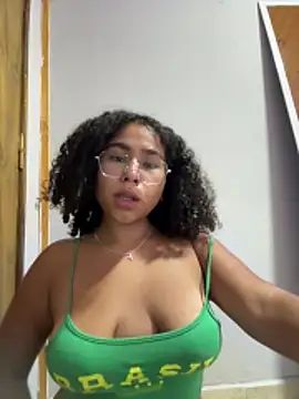 Snapshot of anto_rochiz chatting on 03.02.26 anto rochiz online show from 03.02.26