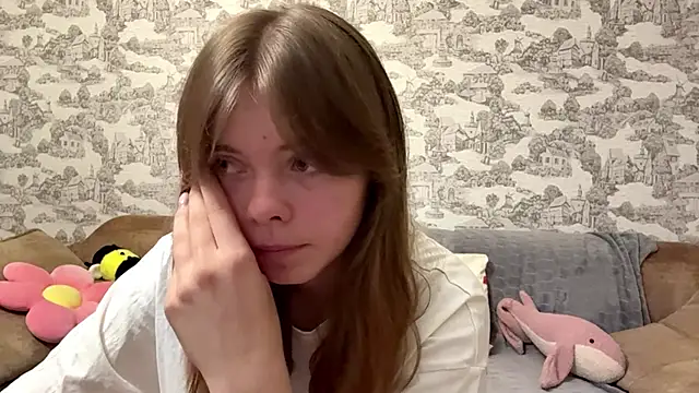 CoralinaEastoy online show from 09.10.25