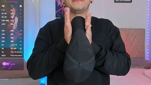 jhosepMoreno online show from 10.10.25