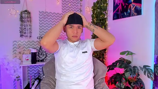 jhosepMoreno online show from 04.17.26