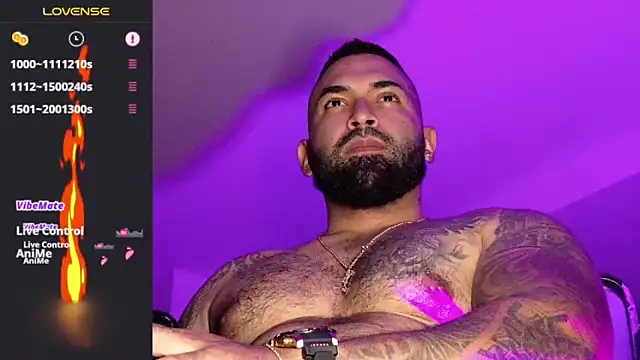 Max-prada online show from 07.08.26