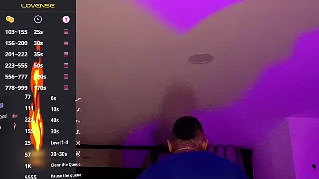 Max-prada online show from 08.01.26