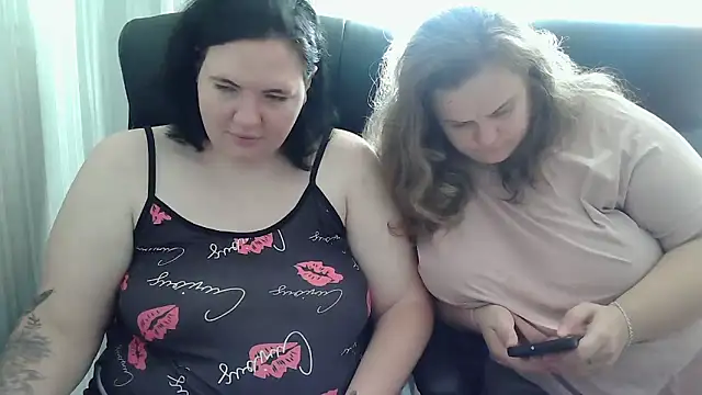HollyXEva online show from 09.16.25