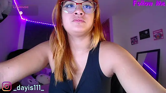 Snapshot of dayis_sweet chatting on 10.16.25 dayis sweet online show from 10.16.25