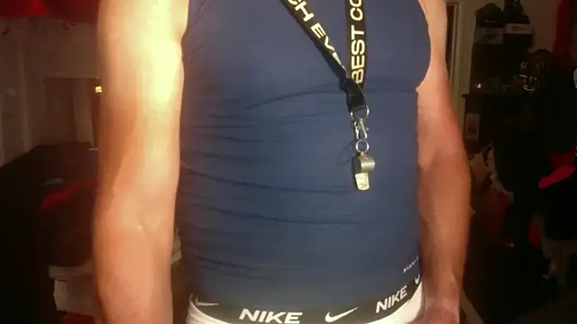 Snapshot of DILFJockDad87 chatting on 09.19.25 DILFJockDad87 online show from 09.19.25