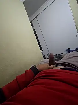 Snapshot of hotcower chatting on 10.14.25 hotcower online show from 10.14.25