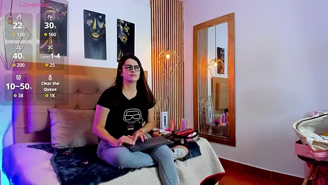 Snapshot of _samanthaa_foxx chatting on 11.13.25 samanthaa foxx online show from 11.13.25