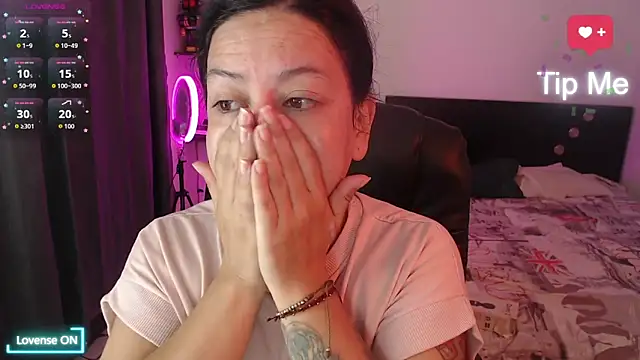 Abbyjoness21 online show from 11.11.25