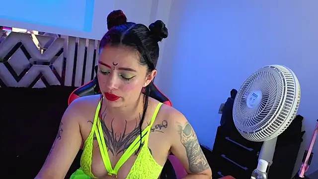  lucia 21 online show from 09.10.25