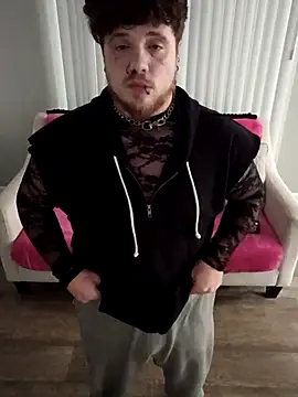 Snapshot of Kiami_Noara chatting on 02.24.26 Kiami Noara online show from 02.24.26