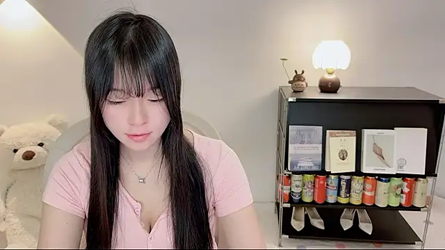 Onechestnut online show from 06.26.26