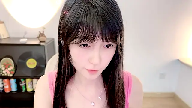 Onechestnut online show from 07.14.26