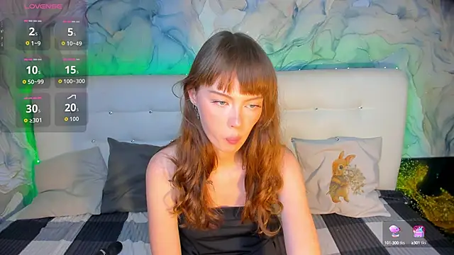 LolaMeddisson online show from 10.10.25