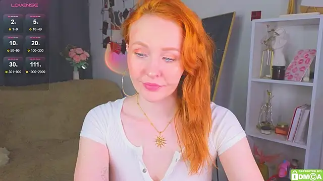 JoyceJones online show from 10.02.25