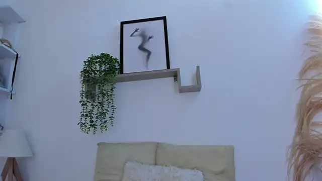 Samanta Monroe online show from 10.06.25