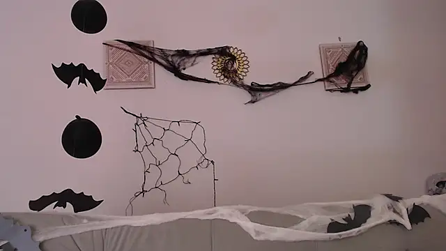 Samanta Monroe online show from 10.30.25