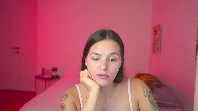 EwelynScott online show from 09.24.25