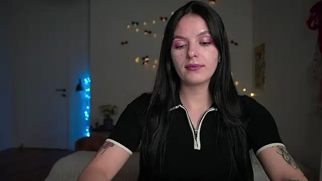 EwelynScott online show from 01.14.26