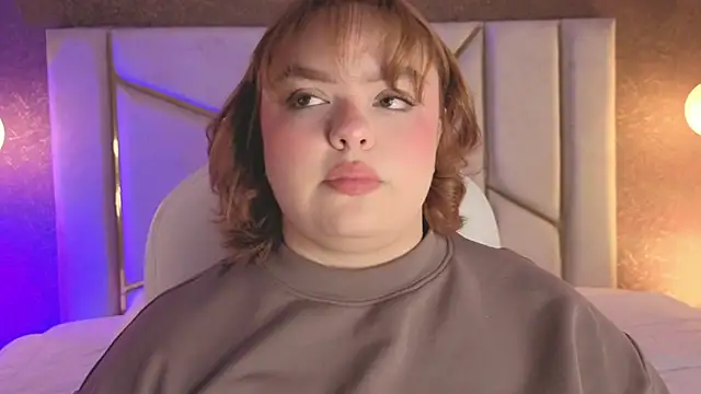 Miiss Bubble online show from 10.18.25