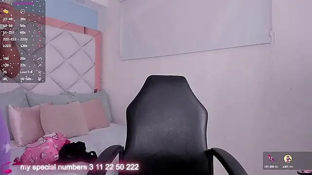 molly gomezz online show from 10.09.25