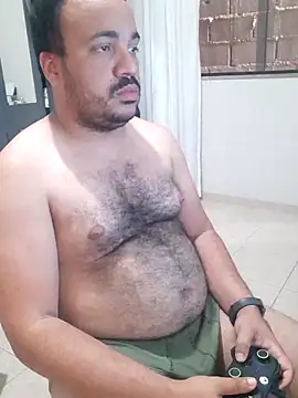 Snapshot of Urso_Nerd chatting on 09.15.25 Urso Nerd online show from 09.15.25